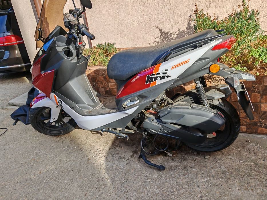 Vând scuter 125 nou,2024,euro 5
