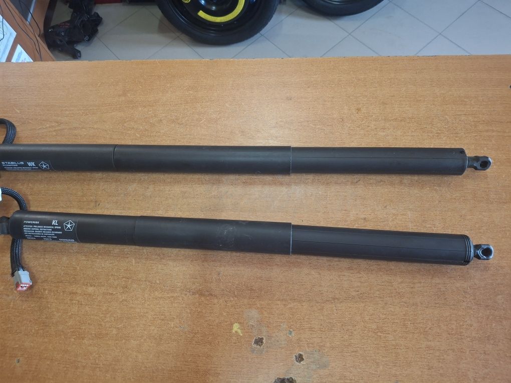 Amortizor portbagaj haion Jeep Cherokee 2015-2023(electri stinga)