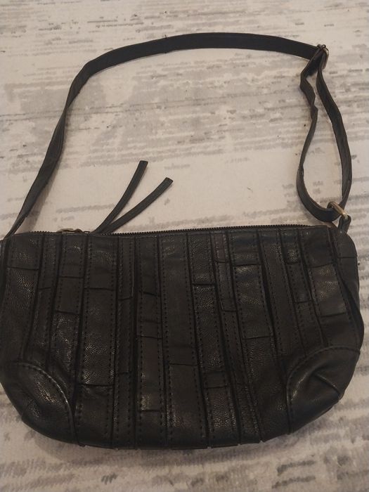 Сумочка Кожа серое и черное за все 6000