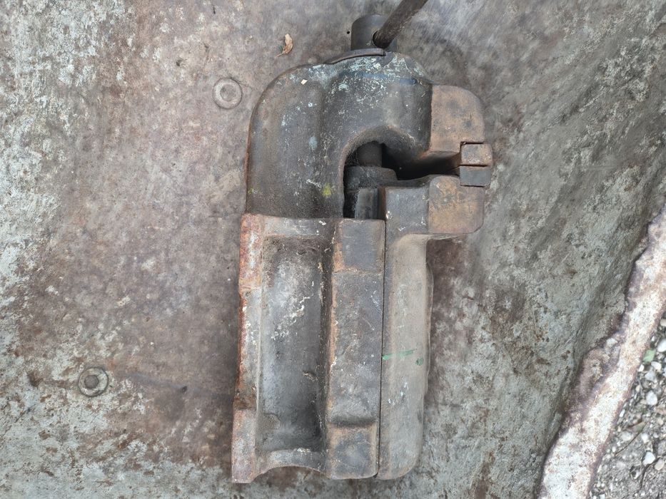 Menghină de 150 mm