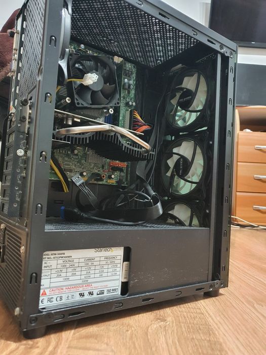 Vând calulator se gaming