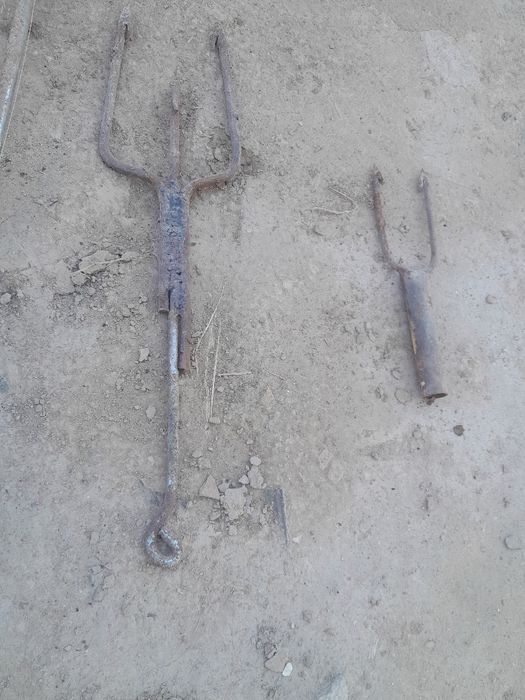 Qo'dan yasalgan baliq ovlash nayzasi