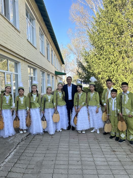 Костюмдер сатылады 10қыз 5ұл