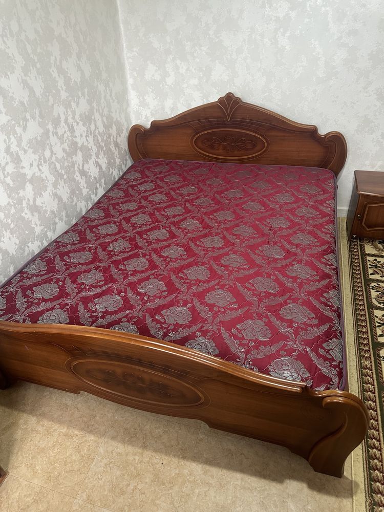 Спальный гарнитур с матрасом