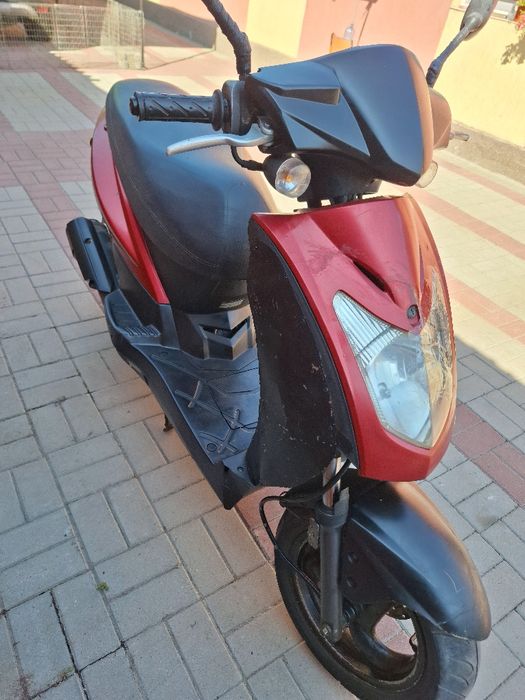 Scuter Kymco agility 125cc 4t