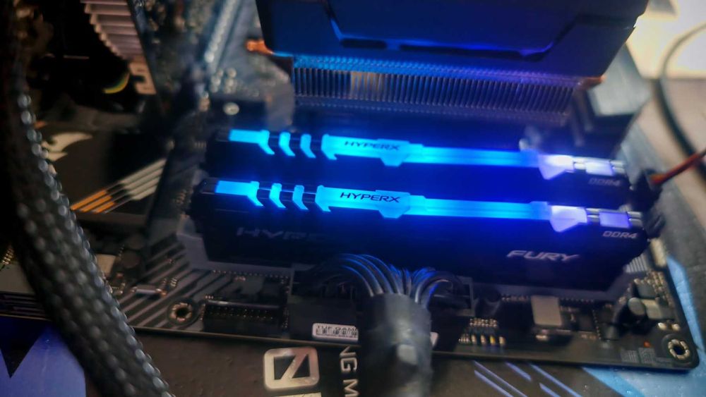 Рам памет Kingston HyperX FURY RGB 32GB (2x16GB) DDR4 3200MHz