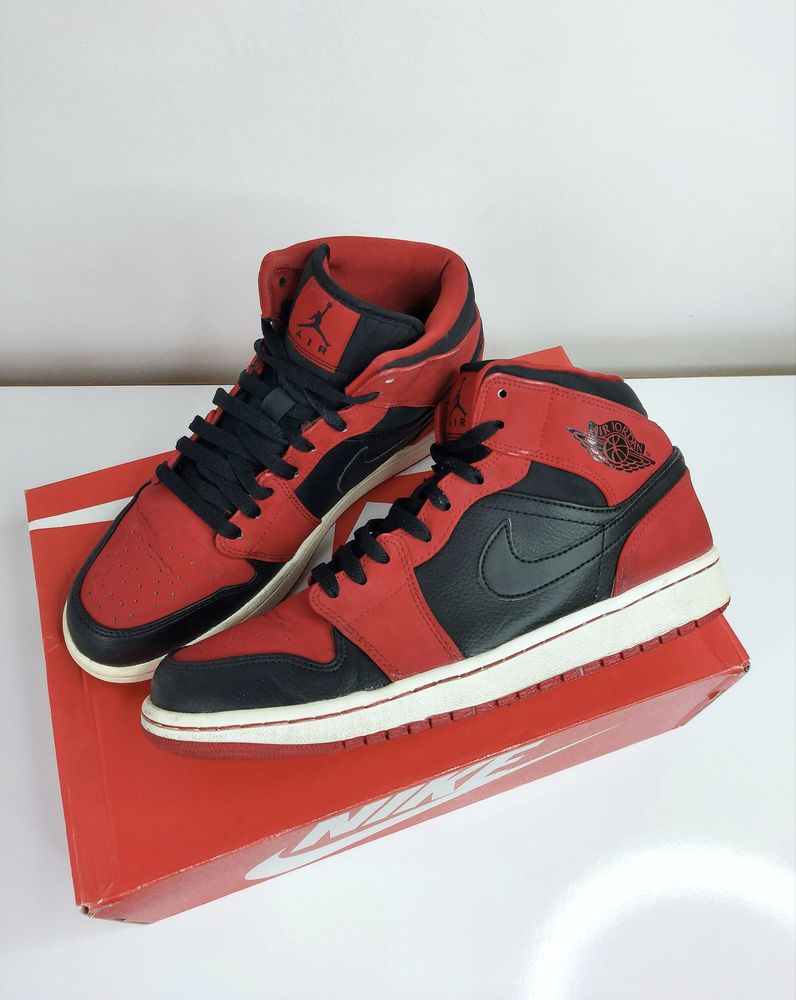 Air Jordan 1 Mid ( 43 ) Маратонки
