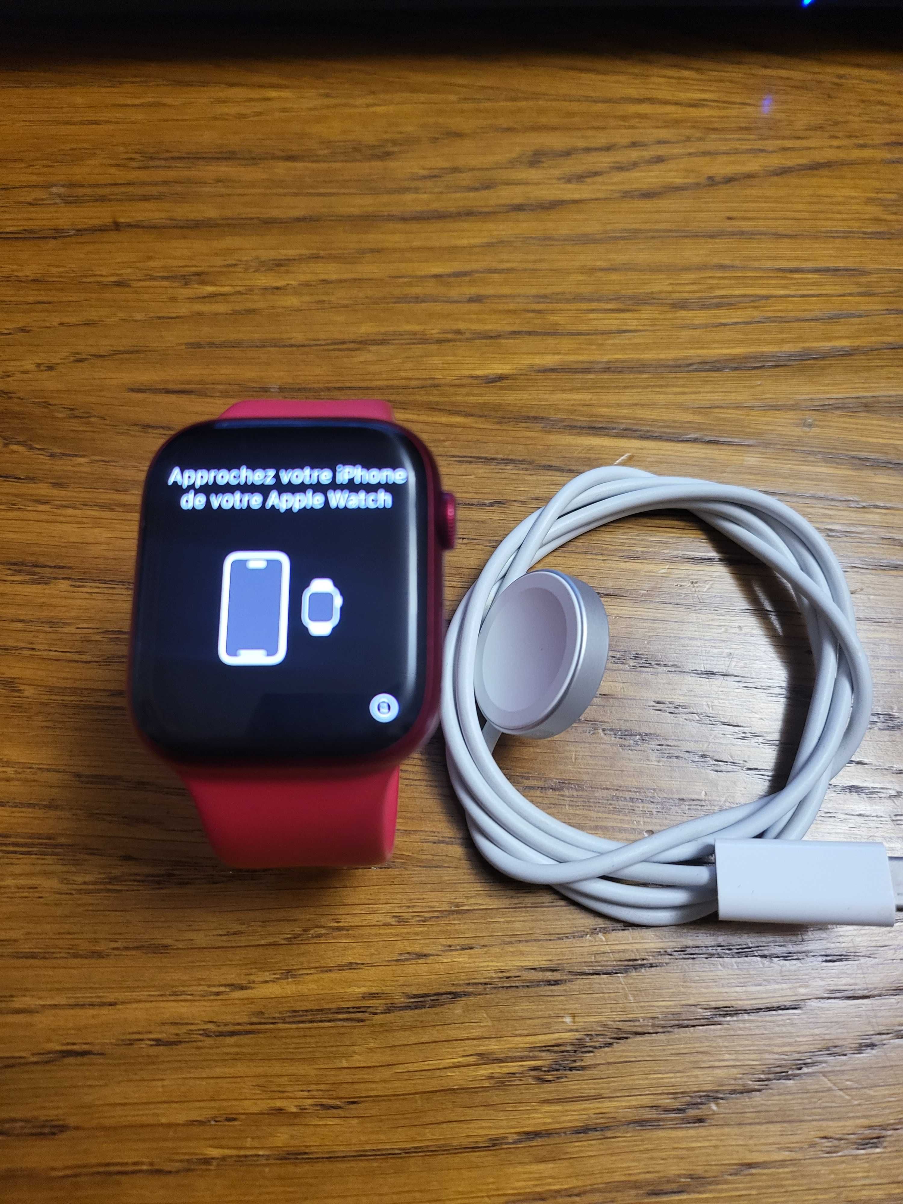 Apple Watch 8, GPS, Cellular, Корпус RED Aluminium 45mm