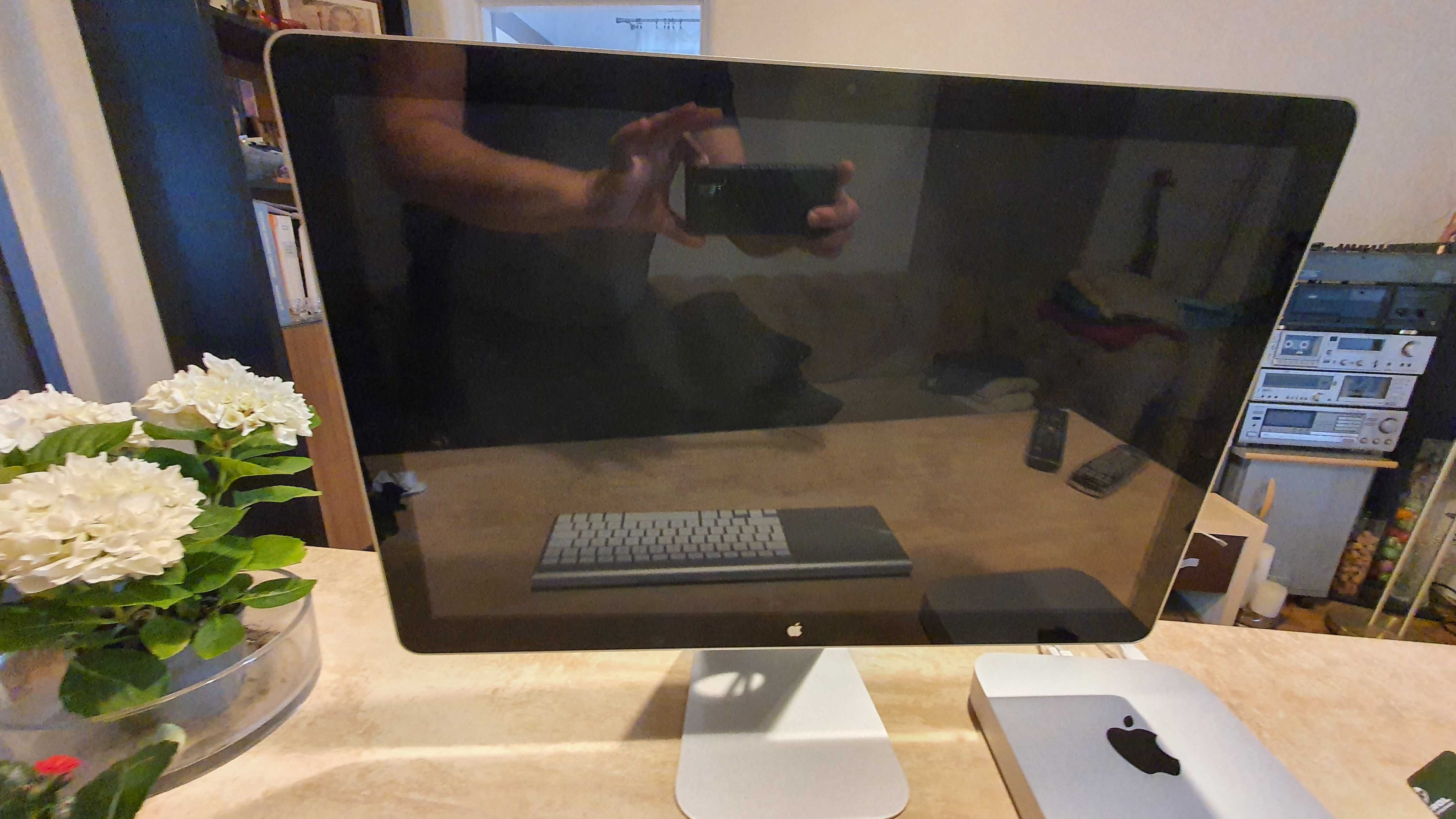 Vand mac mini+monitor+tastatura+touchpad