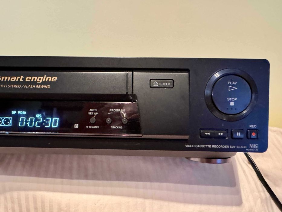Videorecorder HI-FI Stereo Sony, Loewe, Panasonic-defect