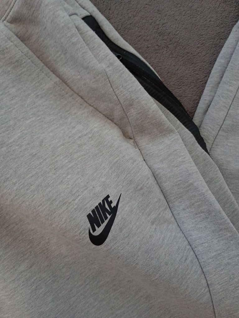 Nike Tech Fleece долнище