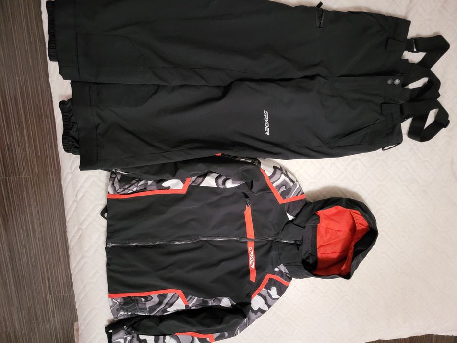 Costum ski Spyder