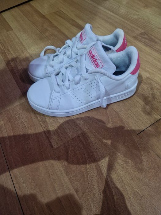 Tenesi Adidas masura 30