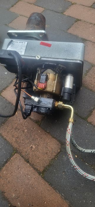 Arzator cu Injector centrala 2 buc Nu am posibilitatea sa le incerc.Wi