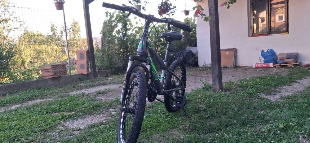 Vând bicicleta MTB