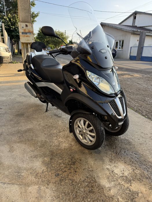 Piaggio mp3 Touring LT 300cc Triciclu categoria B an 2012