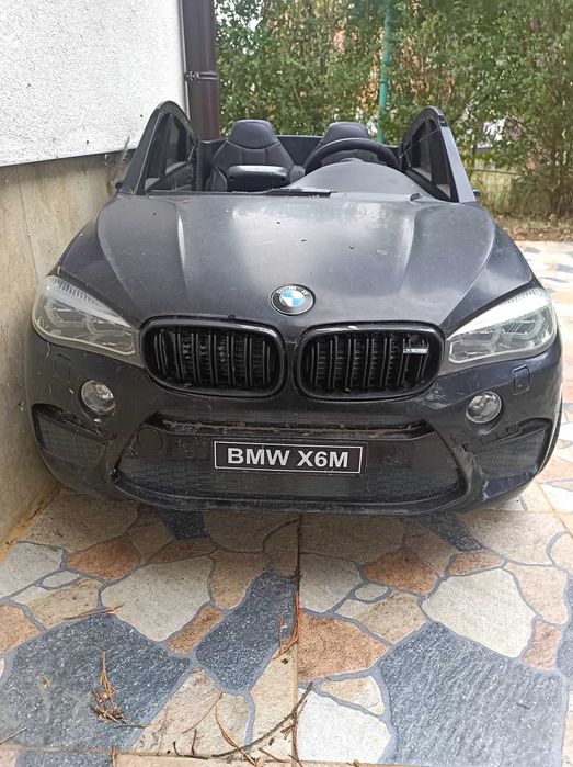 Продава се детска електрическа количка BMW-150лв.
