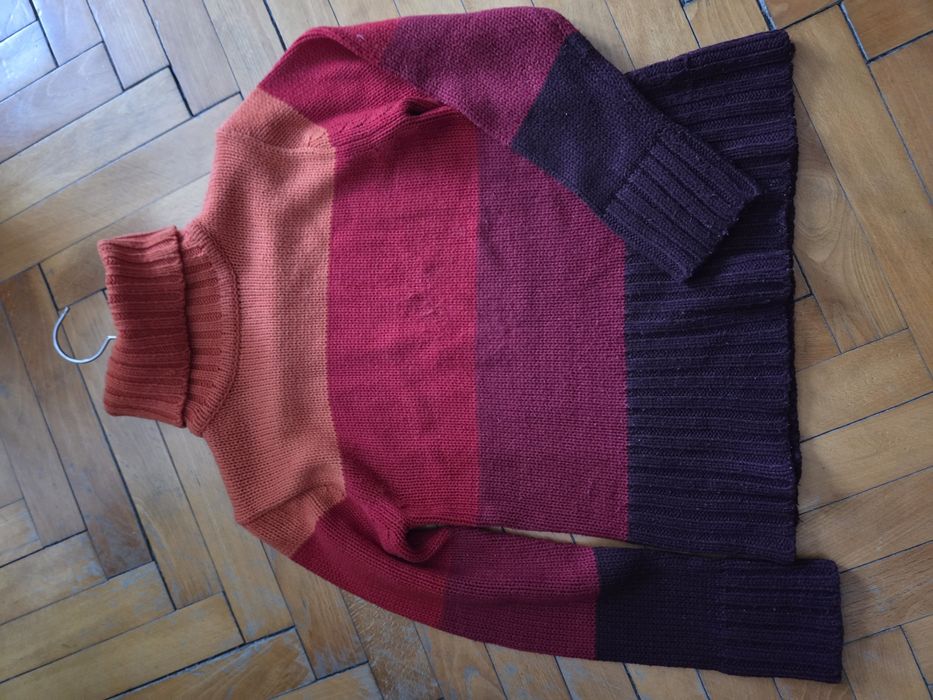 Дамски пуровер -размер М