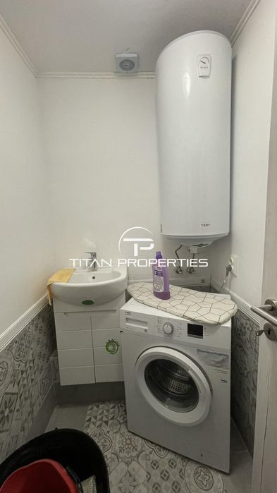 Тристаен апартамент с АКТ 16 и двор в кв. Сарафово