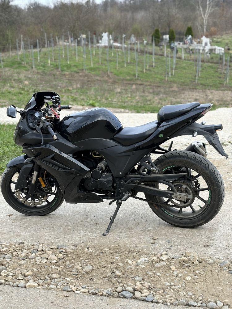 Motocicleta 250cc 2012