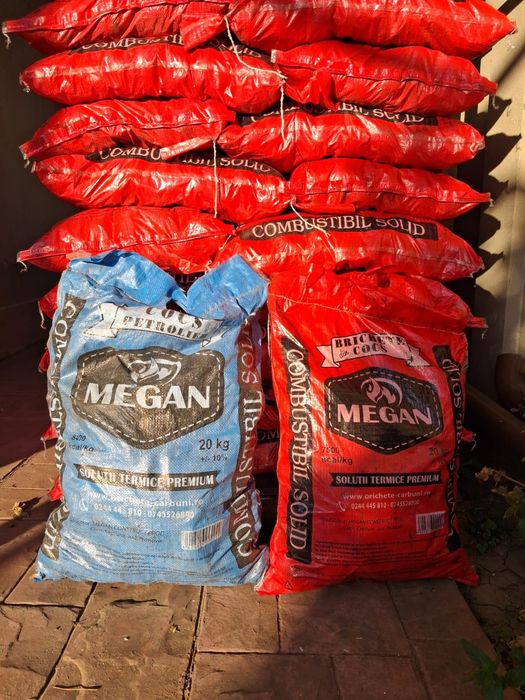 Vând cocs/brichete megan