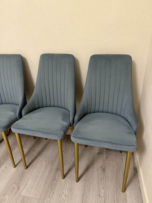 Стулья синий новые