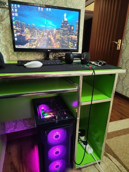 Игровой Компьютер DDR 4 RX 580 Core i5 6500 Ozu 16 GB Gamer keys