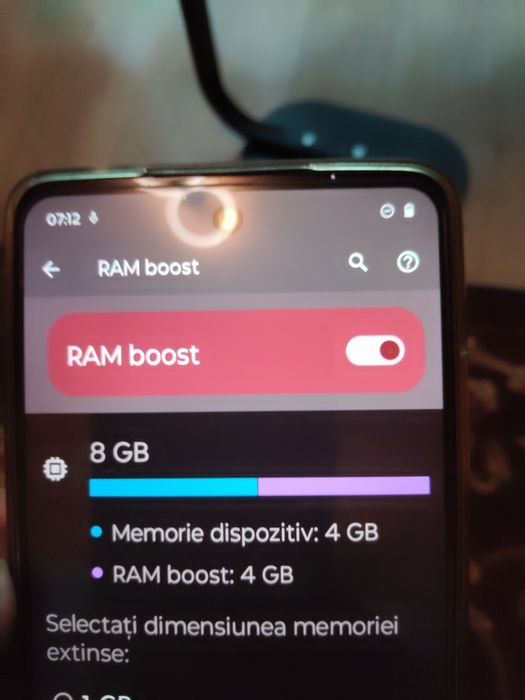 Motorola g04 8gb ram