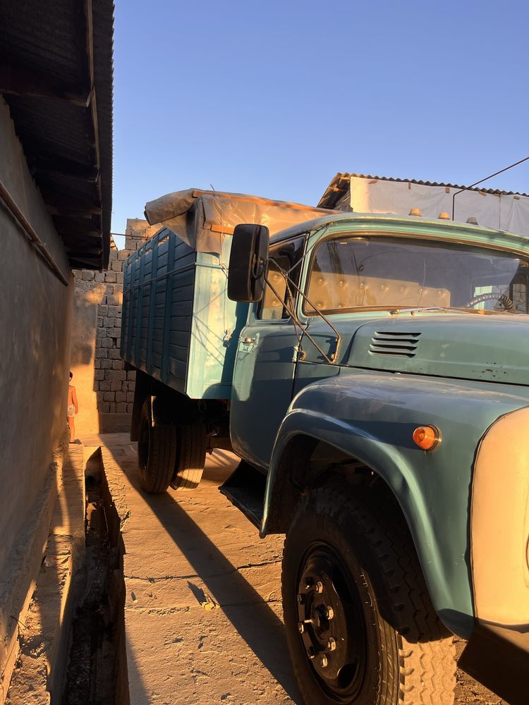 zil 130  motor ural