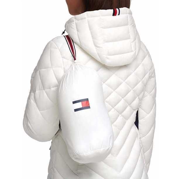 Tommy Hilfiger packable якe 100% ОРИГИНАЛНО размер M