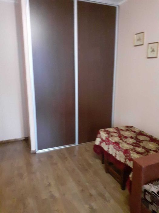 Inchiriez garsonieră, Suceava, zona Penny Burdujeni, strada Eroilor.