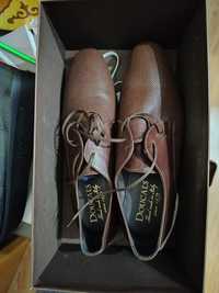 Продам итальянские туфли ручной работы  Doucal's