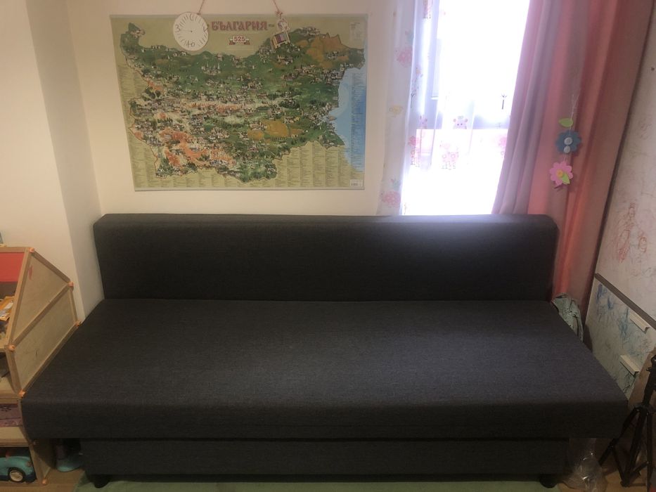 Разтегателен диван от икеа [като нов]