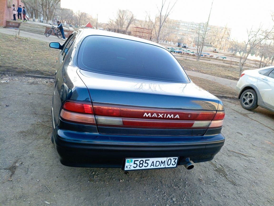 Nissan Maxima A 32