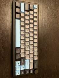 Tastatura gaming  mecanica custom gmk67 + cablu