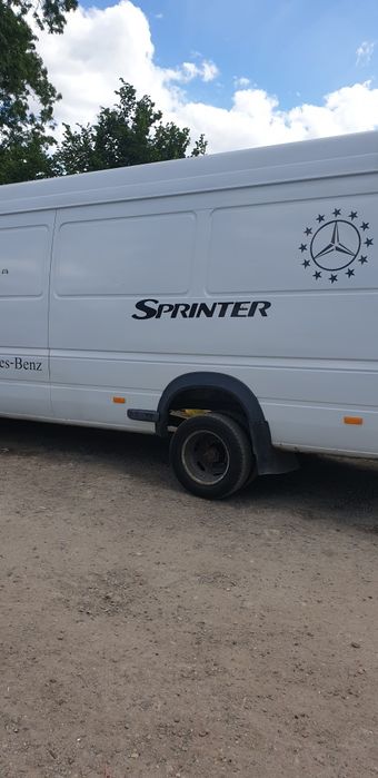 Vand mercedes 416 cdi