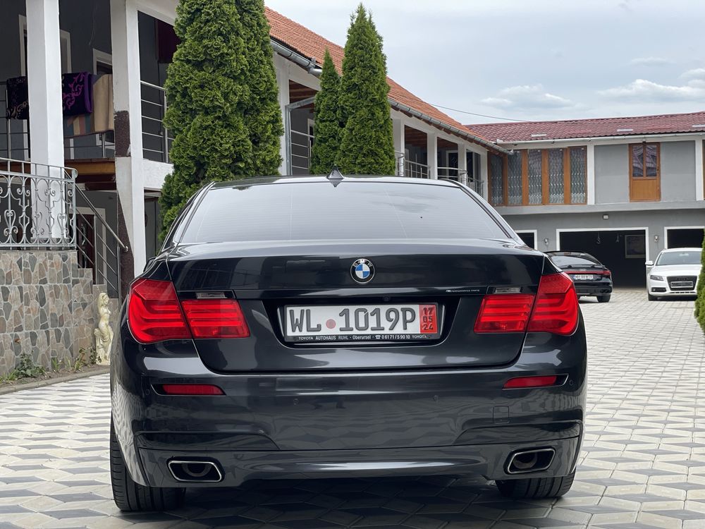 Bmw 740d 2011 M paket (trapa soft closs camere )