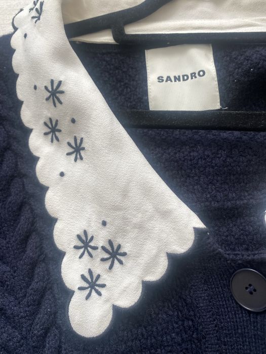 Тъмносин вълнен кардиган Sandro с бродирана яка размер L