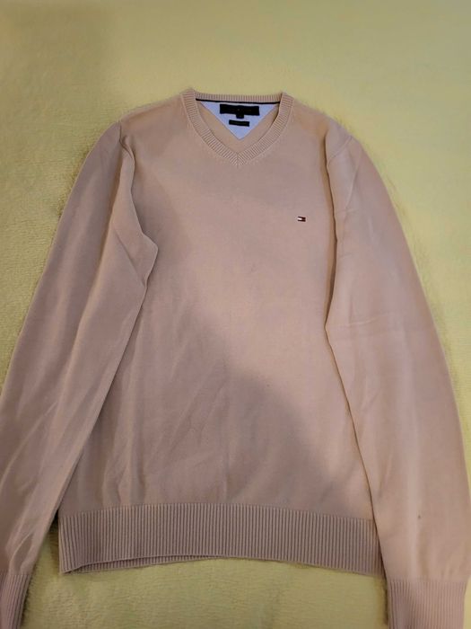 Pulover Tommy Hilfiger original.