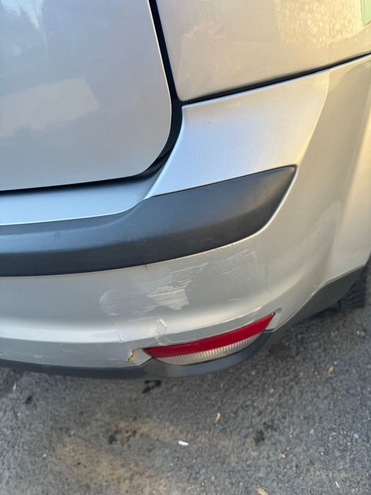 Ford Focus 2005 – 1.6 benzină – Perfect pentru Rabla
