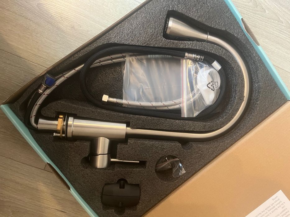 Кухненски кран..