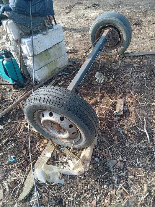 VÂND  Acxa DE REMORCĂ  în stare  Bună