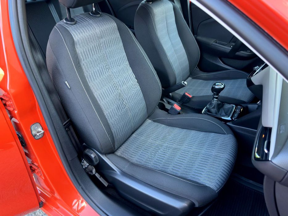 Opel Corsa 2022-1.2 benzina/100 CP-culoare deosebită-IMPECABILA!