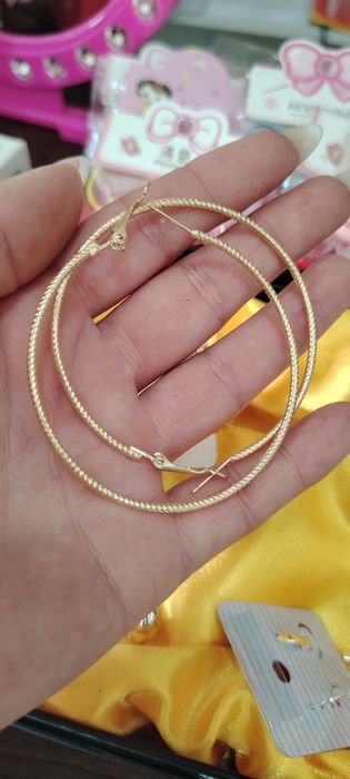 Cercei dama noi cu eticheta