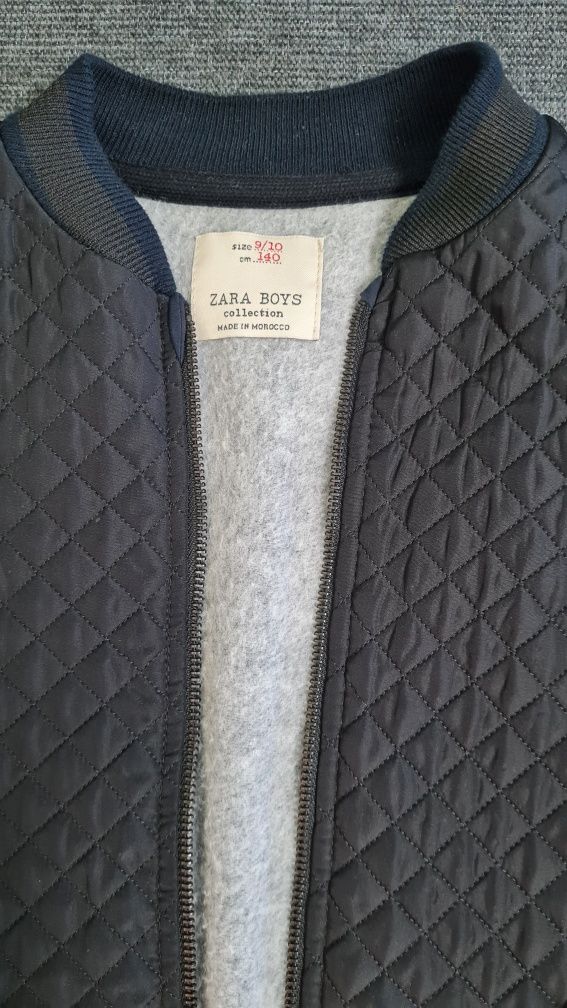 Тънко яке ( ватирано горнище) на ZARA BOYS р-р 140