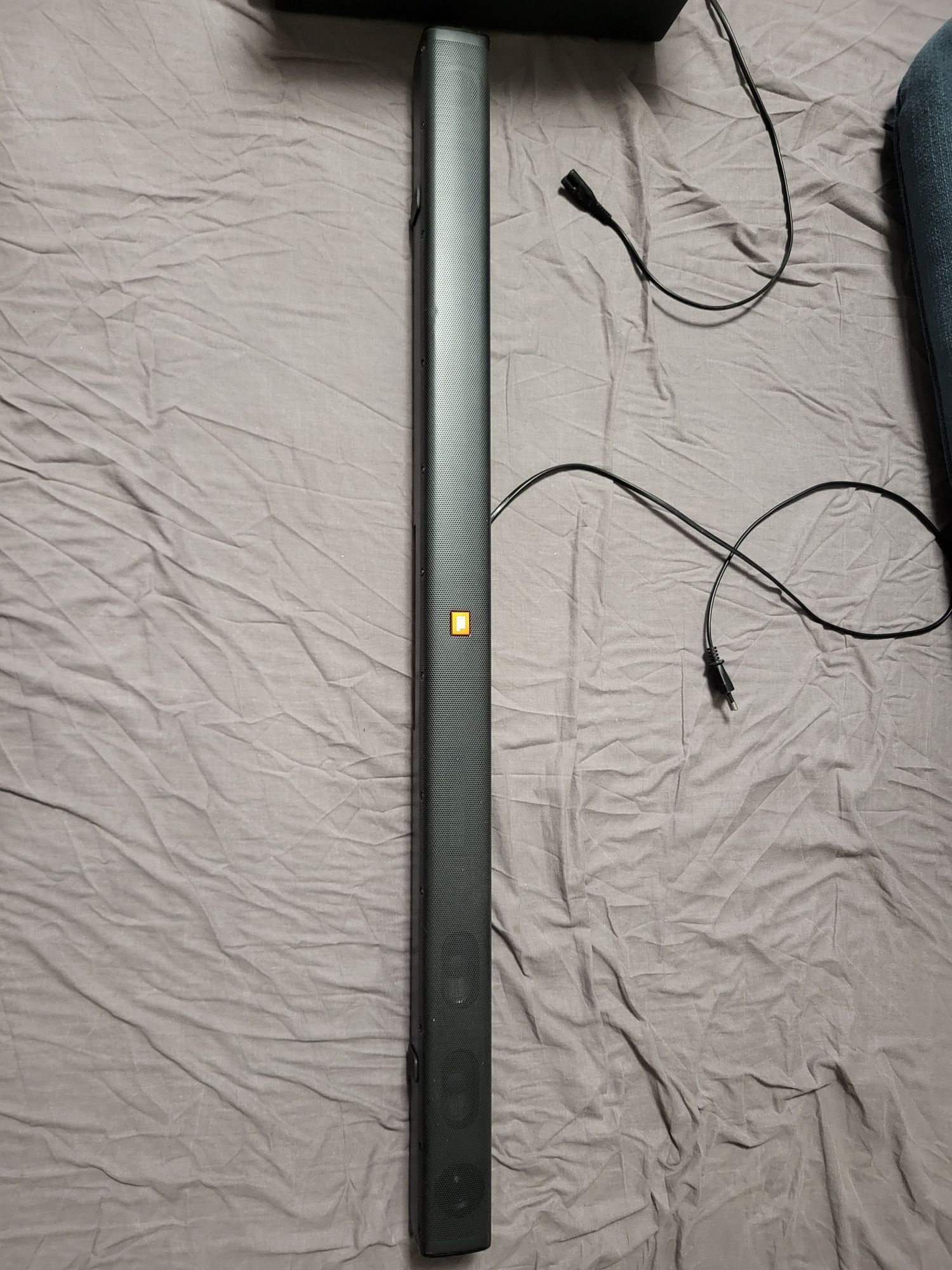 Vând sistem JBL Bar 2.1 Deep base 300w rms