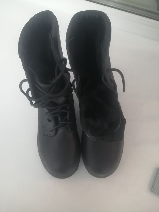 Продам зимние берцы