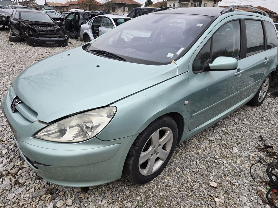Продавам пежо 307sw  на части