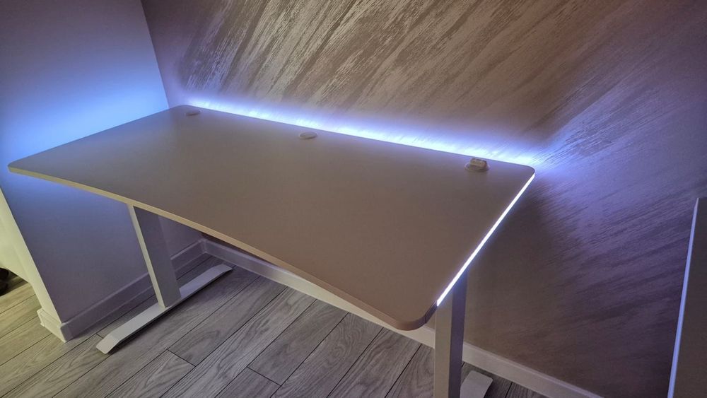 Birou gaming HALBJERG 65x130 Rgb alb