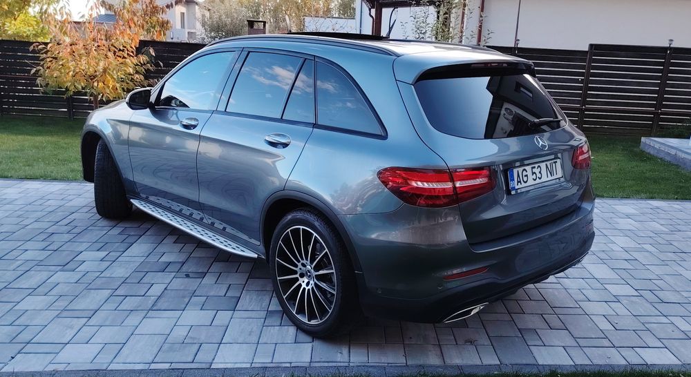 Mercedes-Benz GLC AMG Lounge Eclusive - 250 CDI Panoramic 360 ° Air-ma